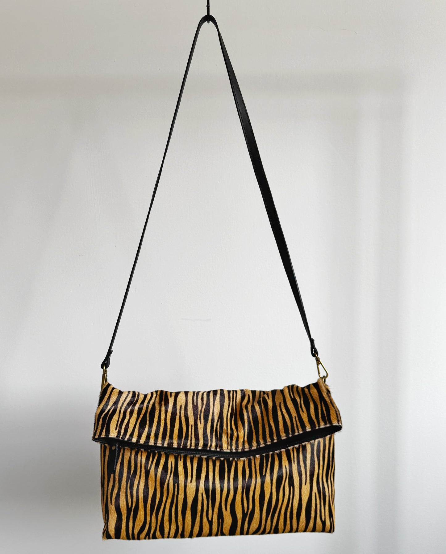 Clutch Tana Pelo Print